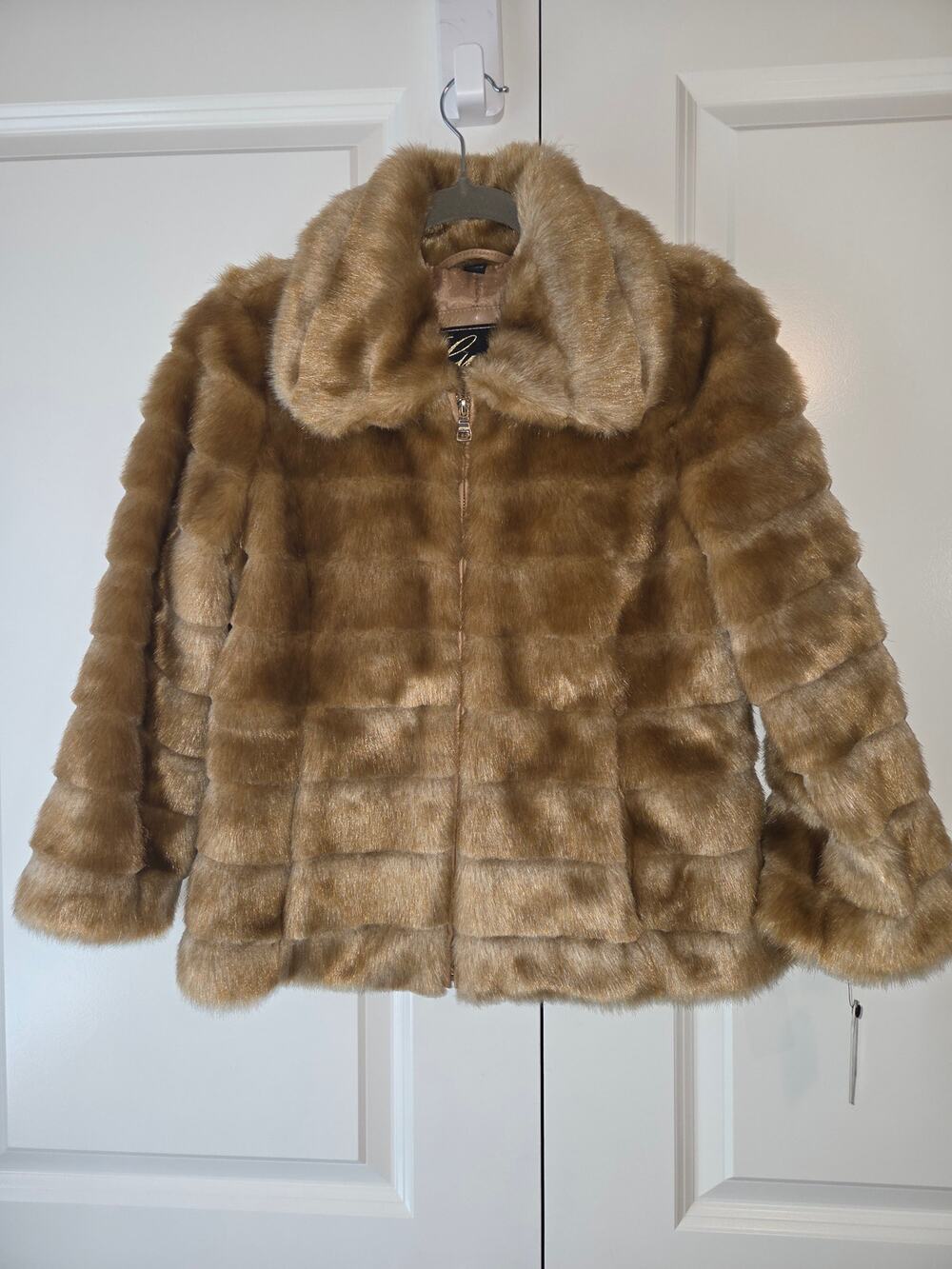 Guess Blondie Y2K Style Faux Fur Jacket Size Small NWT